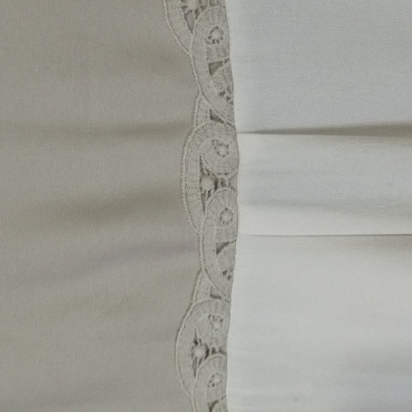 Elie Tahari, silk and lace, anniversary, vacation, party, career wear, o… - Picture 4 of 8